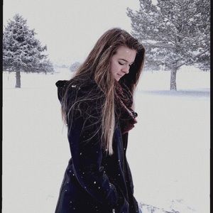 Meet your Posher, Melanie